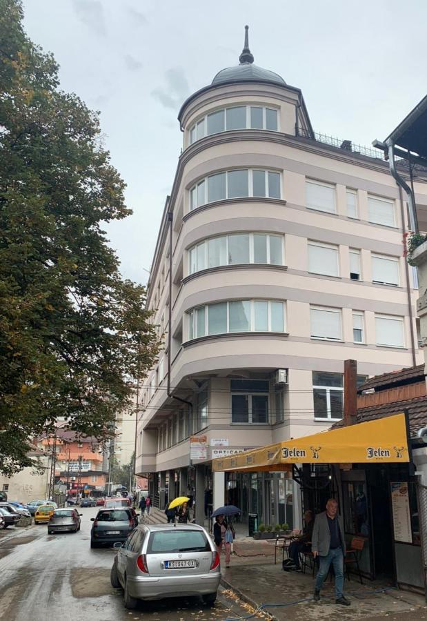 Zara Apartman Krusevac - Centar Lägenhet Exteriör bild